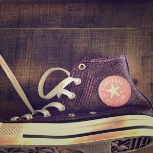 Converses shoes